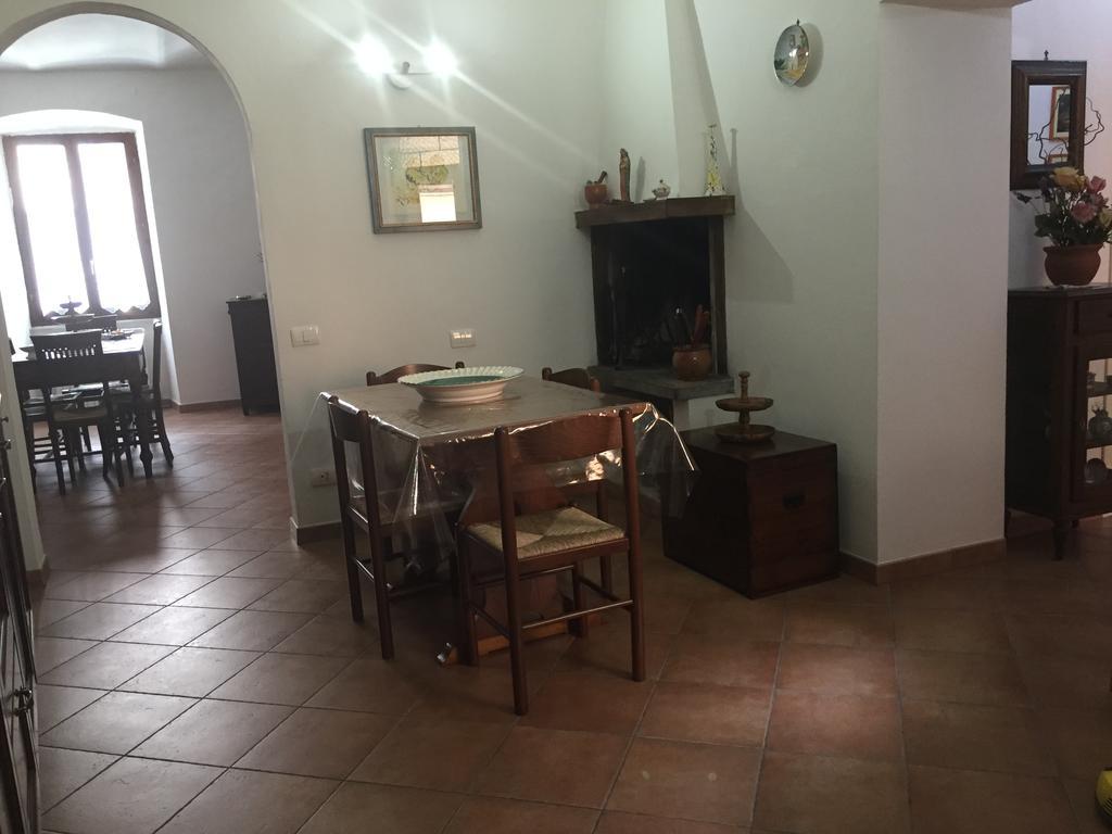 Casa Di Emanuela Apartment Spello Room photo